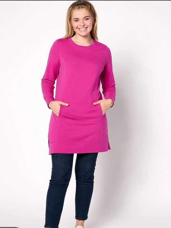 d&co Tops - Relaxed Tunic Sweatshirt - Vivid Fuchsia